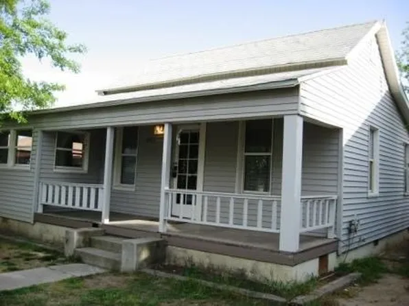 273 W Tyler St, Coalinga, CA 93210