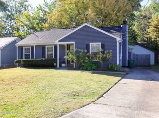 7102 Lydgate Dr, Louisville, KY 40222