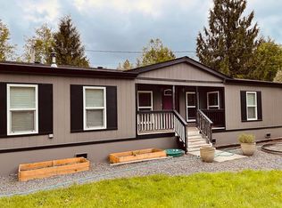20817 N Loop View Dr, Granite Falls, WA 98252