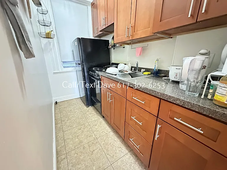 1822 Beacon St #1 — Photo 5