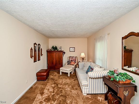 3rd image of 4585 Northampton Rd