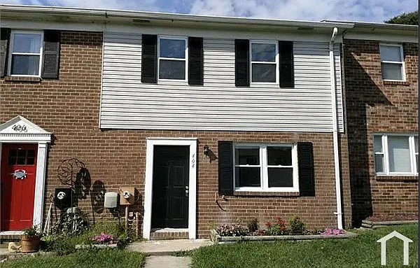 404 Essexwood Ct