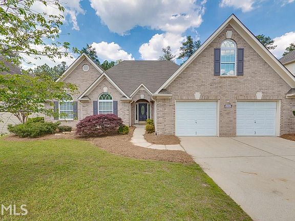 2nd image of 890 River Valley Dr