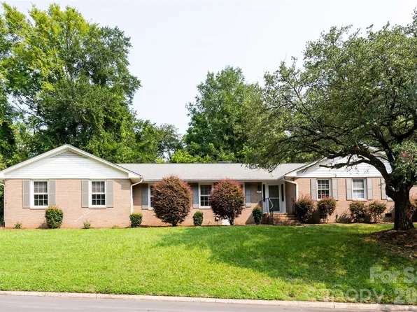 171 Suburban Ave NE, Concord, NC 28025