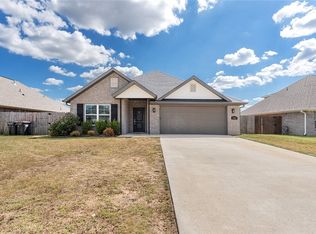 2817 Suncrest Ave, Springdale, AR 72764