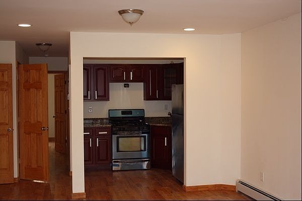 2nd image of 6536 Metropolitan Ave