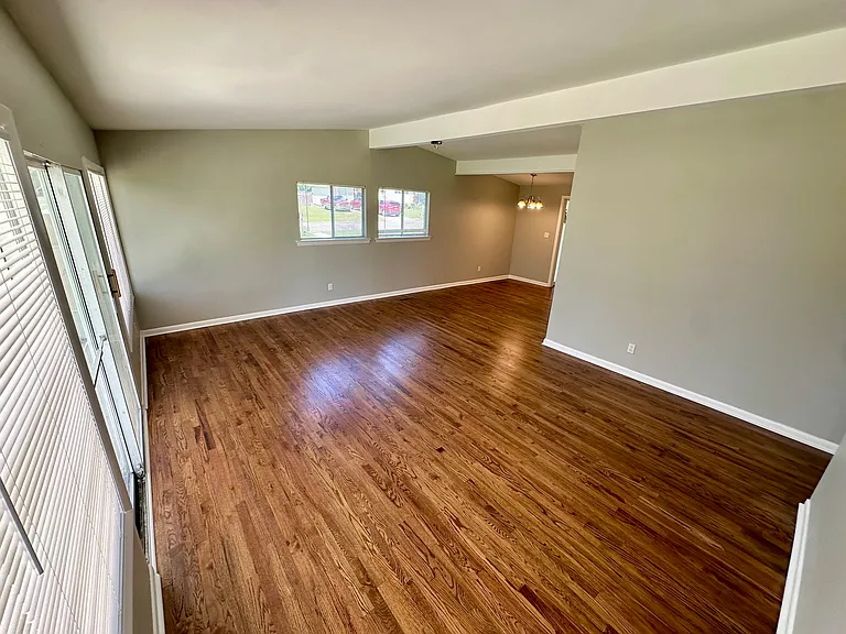 8106 Royal Dr — Photo 19