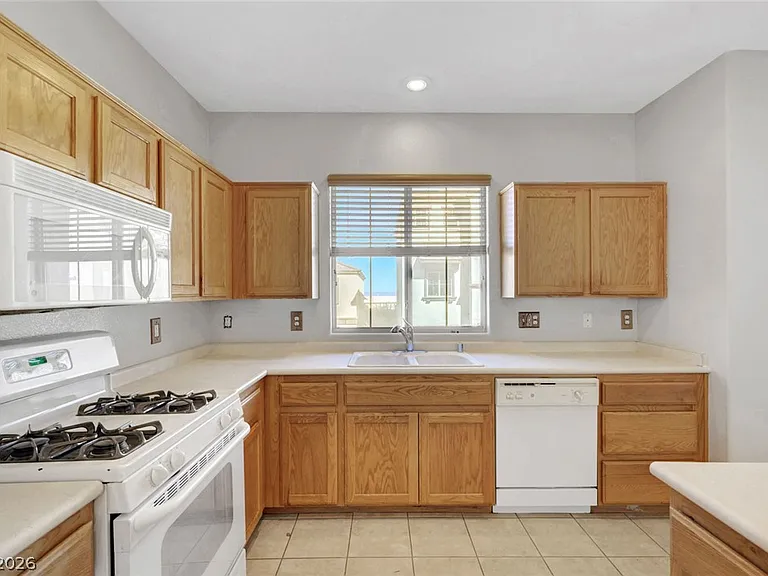 3425 Bearpin Gap Ln #0 — Photo 32