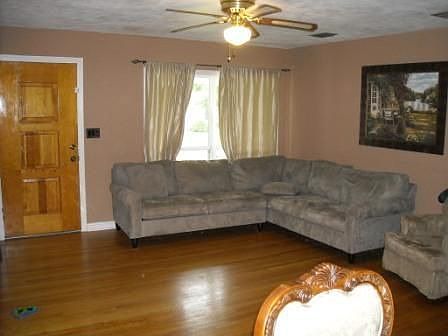 3rd image of 3625 Ponce De Leon Ave
