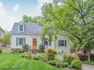 210 N Edgewood St, Arlington, VA 22201