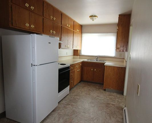 5th image of 908 18th St S #4