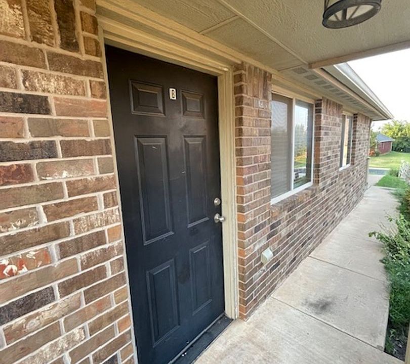 1st image of 11907 Wickford Pl