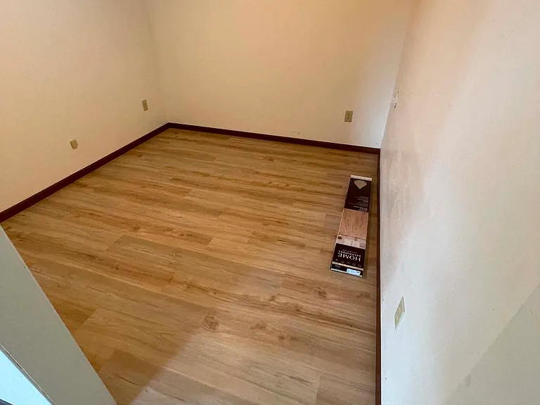 2405 E 8th St #1 — Photo 6