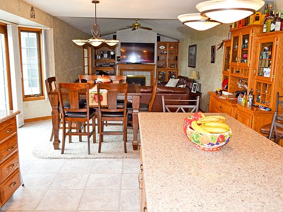 Kitchen/Family Room