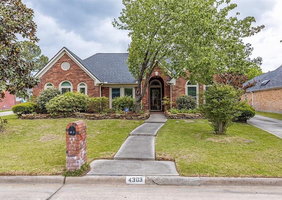 1st image of 4303 Meadow Forest Ln