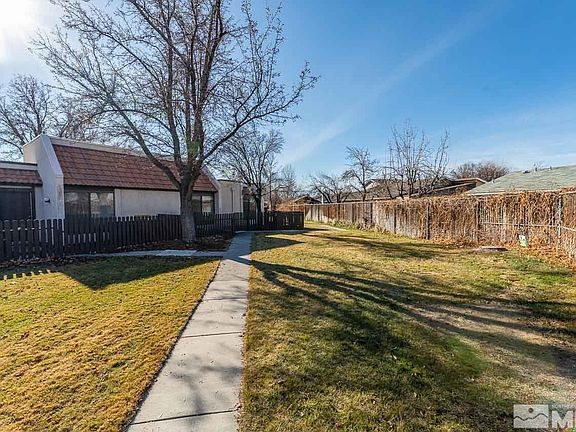 4th image of 1056 Baywood Dr APT C
