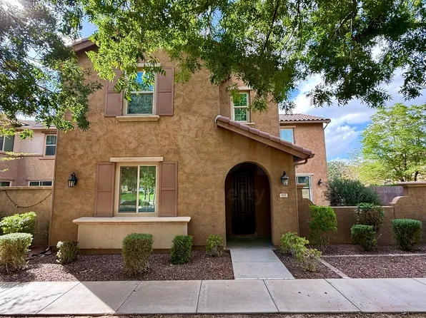 915 S Osborn Ln, Gilbert, AZ 85296