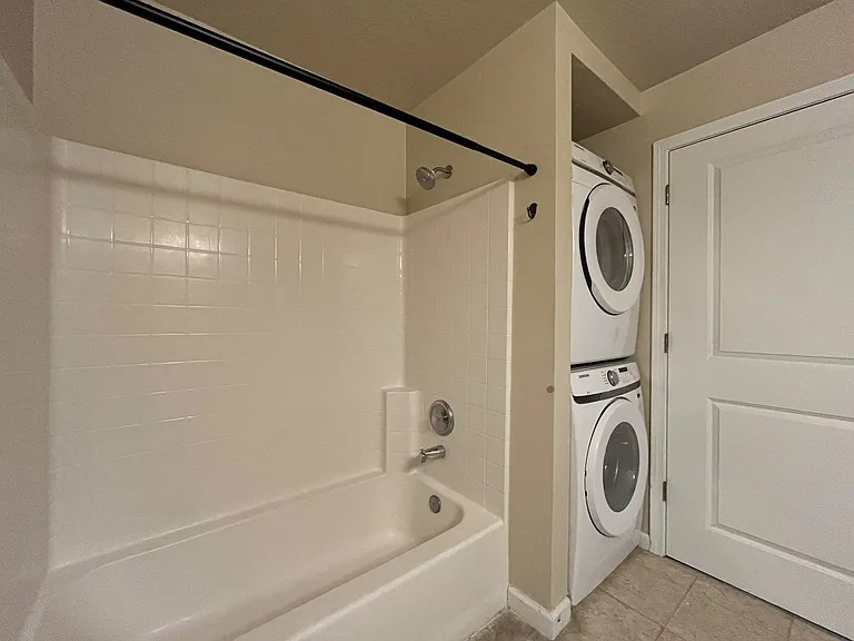 15060 NW Central Dr #1104 — Photo 25