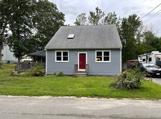 15 Harding Ave, Wareham, MA 02571