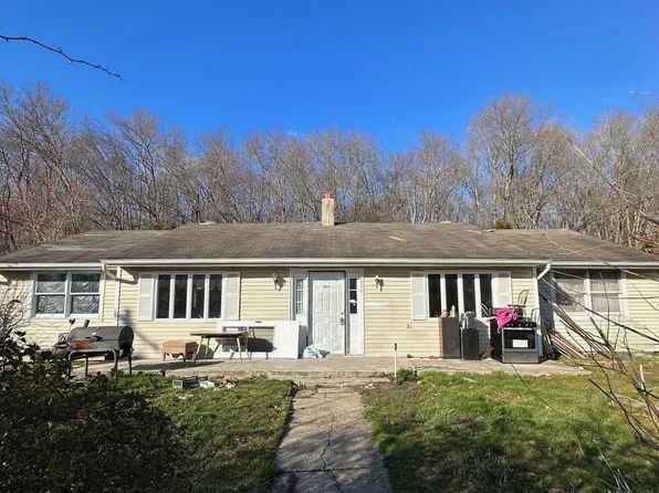 204 Norcross Ln, Pemberton, NJ 08068