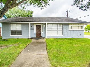 10702 Ballantine St, Houston, TX 77075