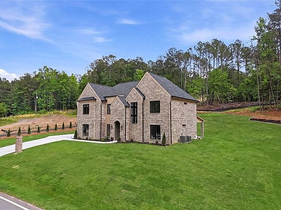 3rd image of 1557 Whitley Rd