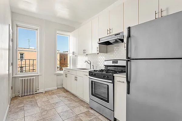 Rented by Corcoran | media 14