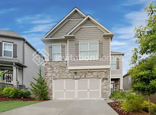 6625 Trailblazer Rd, Flowery Branch, GA 30542