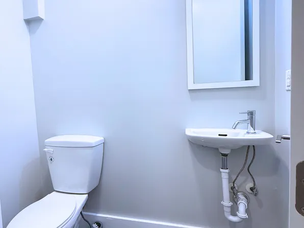 126 Randolph Avenue image 10 of 13