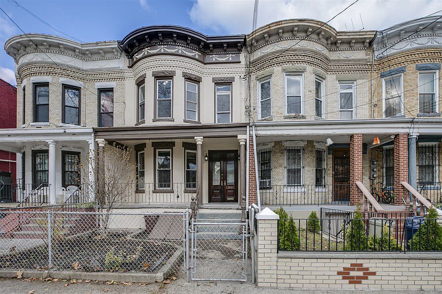 1st image of 138-07 97 Ave