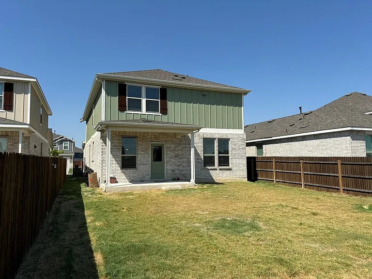 108 Bennington Dr — Photo 30