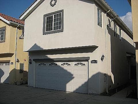 1st image of 8425 Burnet Ave APT 2