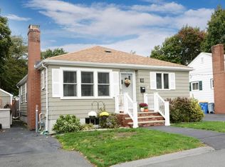12 Short St, Winthrop, MA 02152