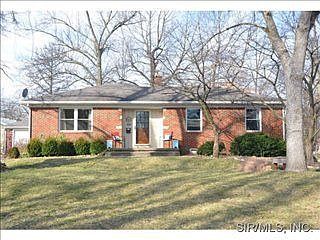 1st image of 839 Wilson Dr