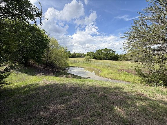 2nd image of 130 Brown Creek Rd