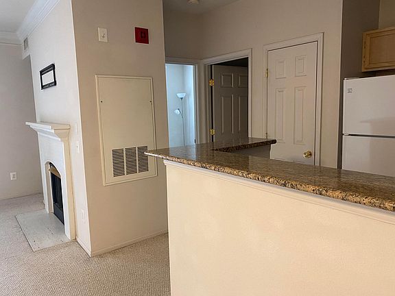 4th image of 1570 Spring Gate Dr Unit 7210