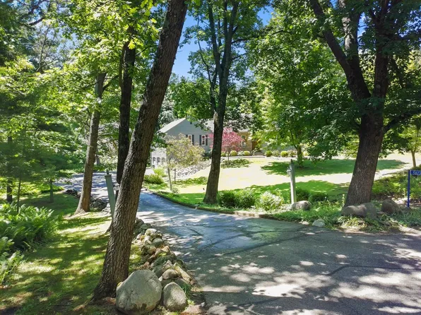 5823 Raccoon DRIVE, Burlington, WI 53105