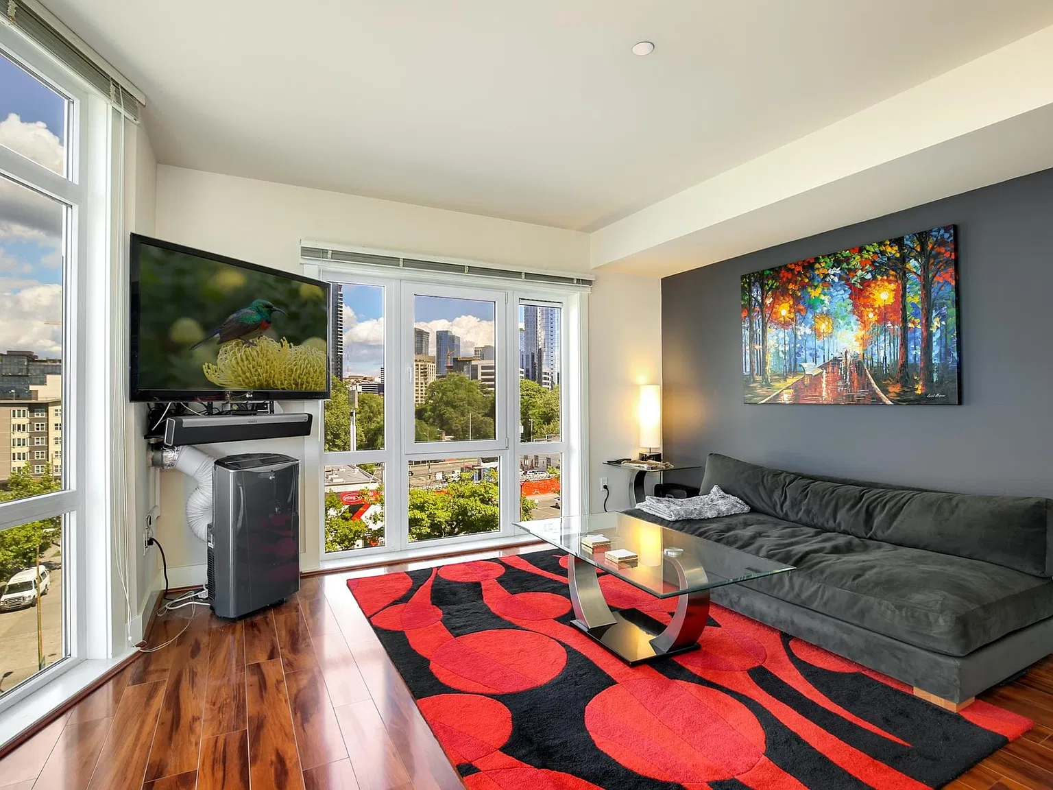 1 bed, 706 sqft, $2,495 — Photo 4