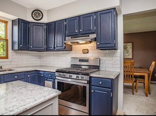 6133 Cordero Dr, Cicero, NY 13039