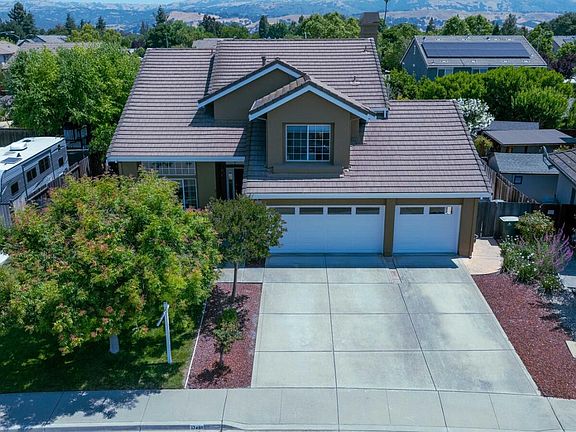 3rd image of 17488 Calle Caballeria Ct