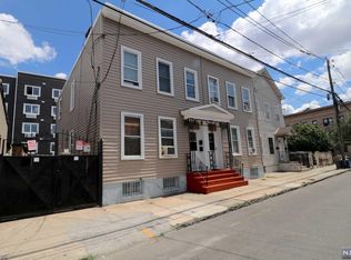 9 Goble St, Newark, NJ 07114
