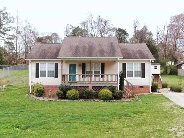 3877 Hillsdale Park Dr, Sophia, NC 27350