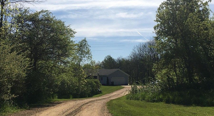 2nd image of 6153 Lammers Rd
