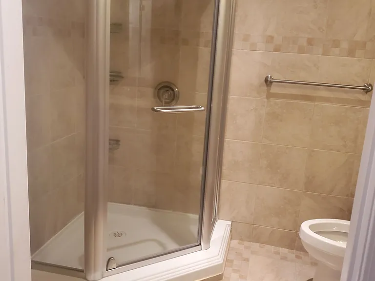 104 Houseman Cres — Photo 27