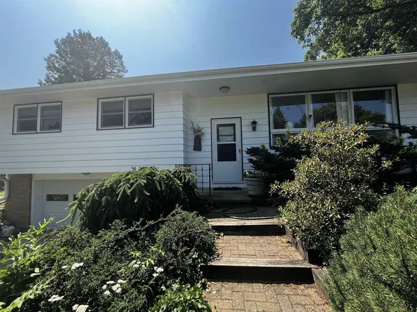 5717 South Hill Drive, Madison, WI 53705