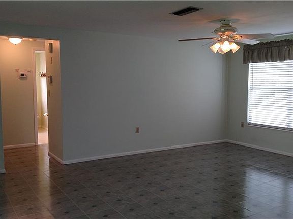 5th image of 1752 Banyan Dr