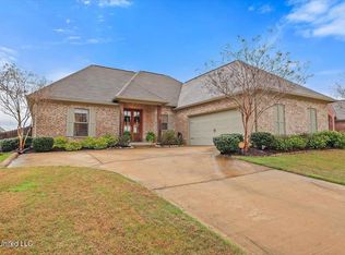 261 Falls Xing, Madison, MS 39110