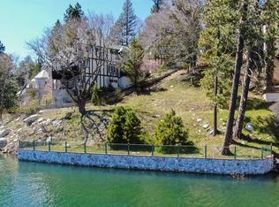 27451 Bay Shore Dr, Lake Arrowhead, CA 92352