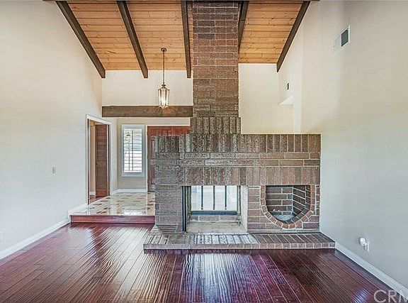 Living Room with nearly upgraded hardwood floors