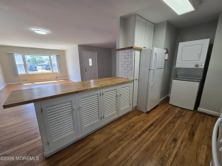 106 E Granada Dr — Photo 11